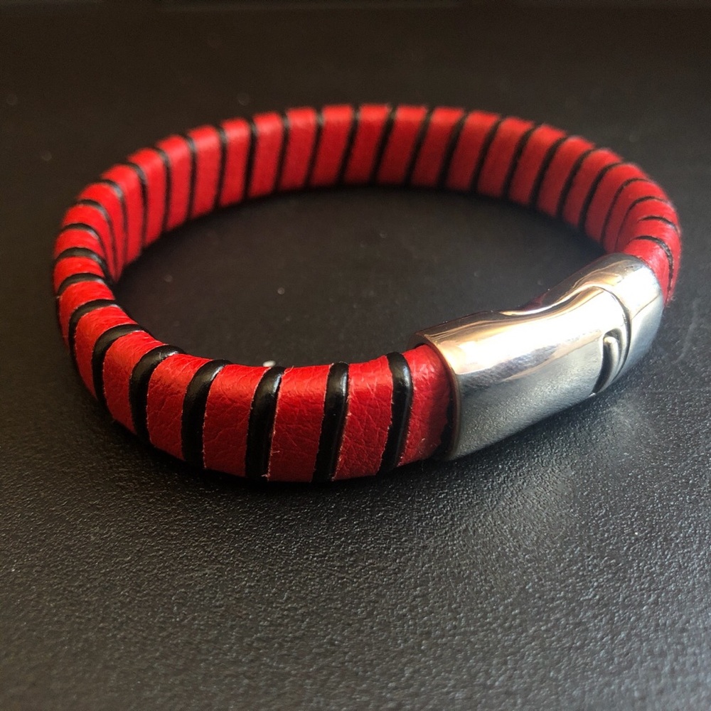 ⭐️4/$20⭐️Stripped bracelet